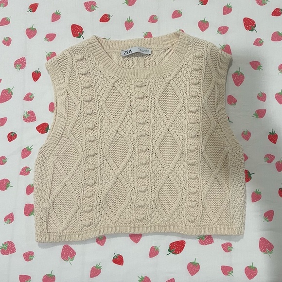 zara sweater vest - Picture 1 of 1